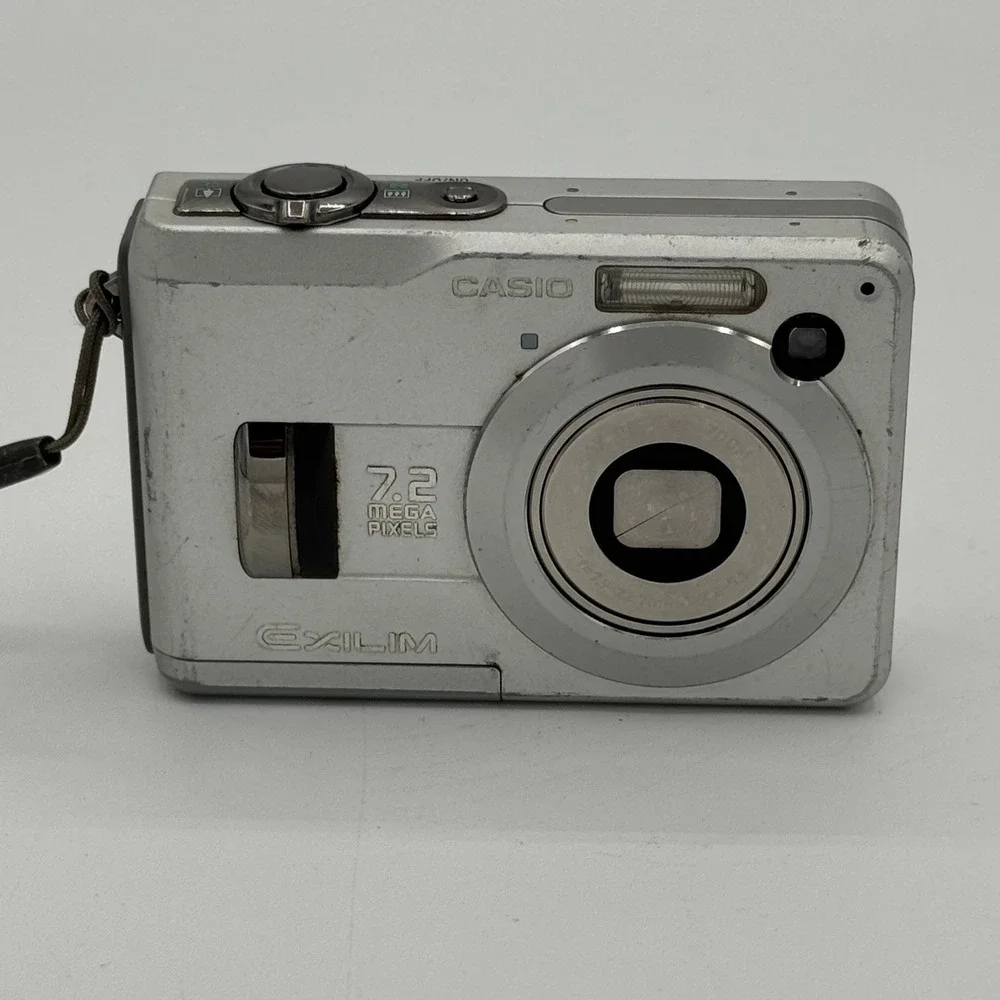 Casio Exilim EX-Z120 7.2MP Digital Camera Silver 3x Zoom SD Card Tested Working